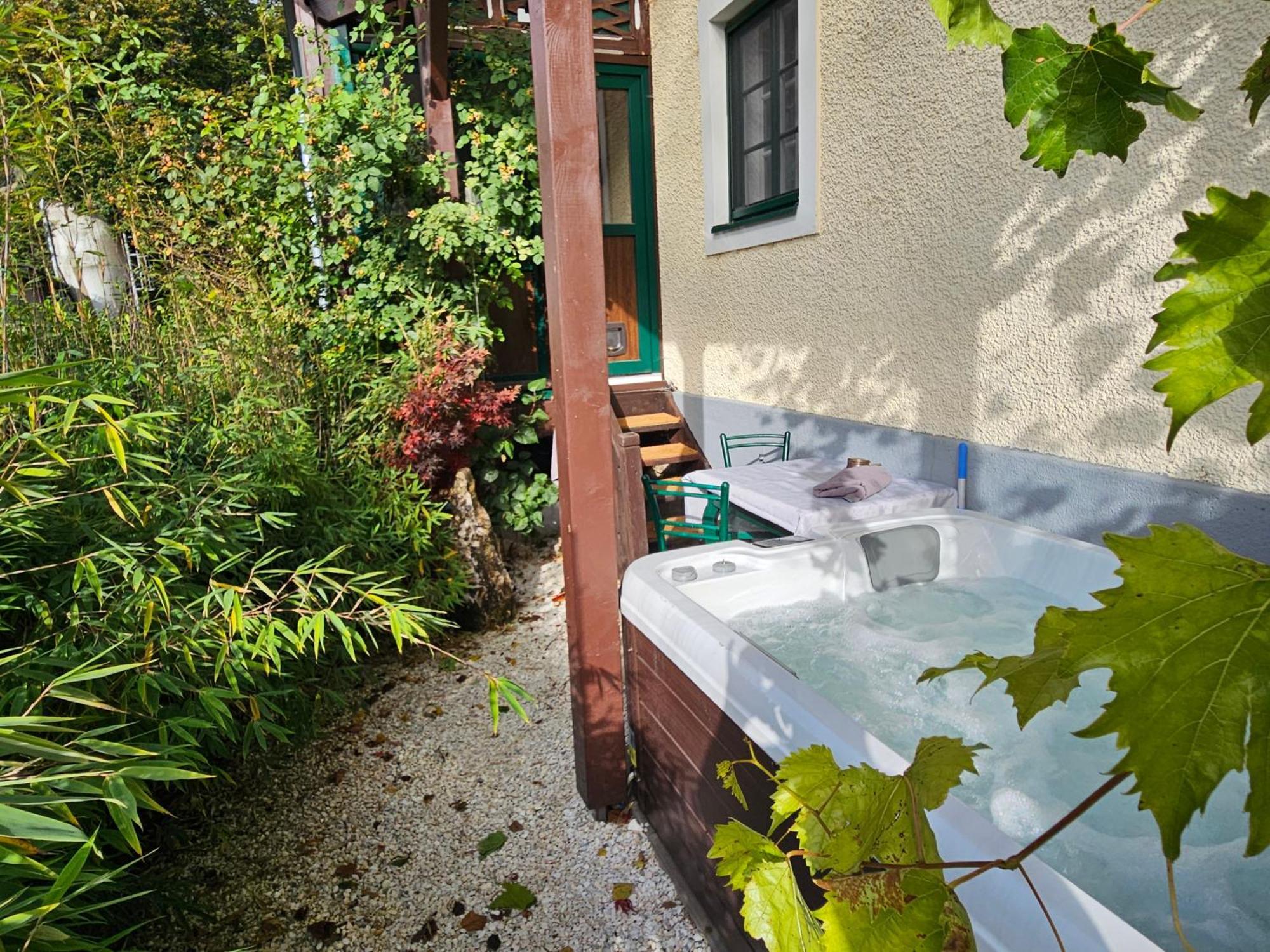 Premium Apartment Mit Privatem Whirlpool, Sauna, Garten Sankt Martin am Grimming Exterior foto